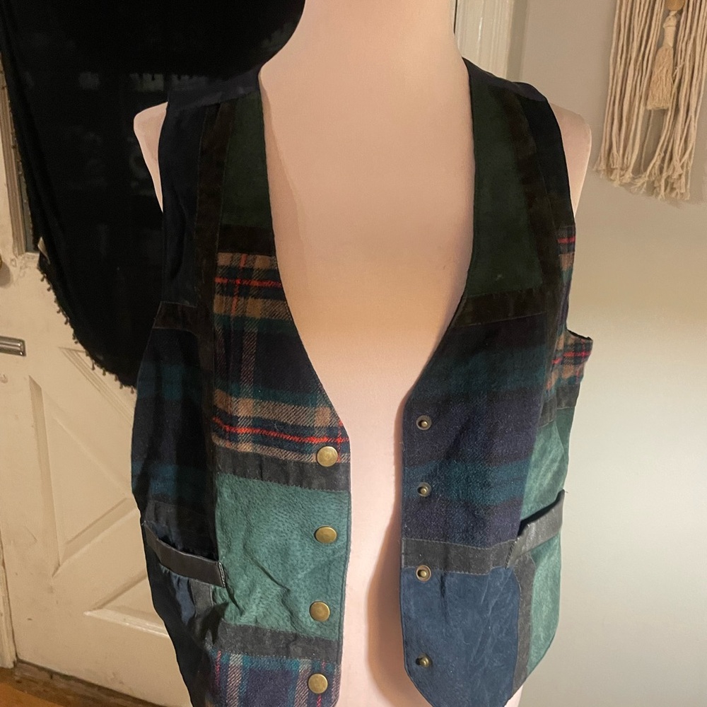 1990’s Leather Patchwork Multicolor Vest For Women - image 2